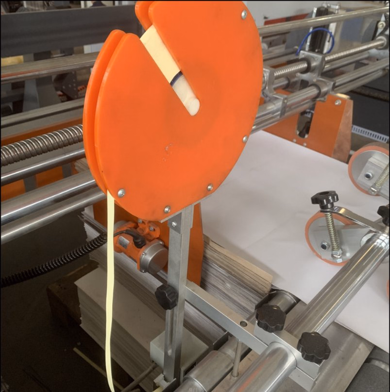 Paper Sheeter Cutting Machine Rotary Knife Cutter with Waste Removel 1500f-2